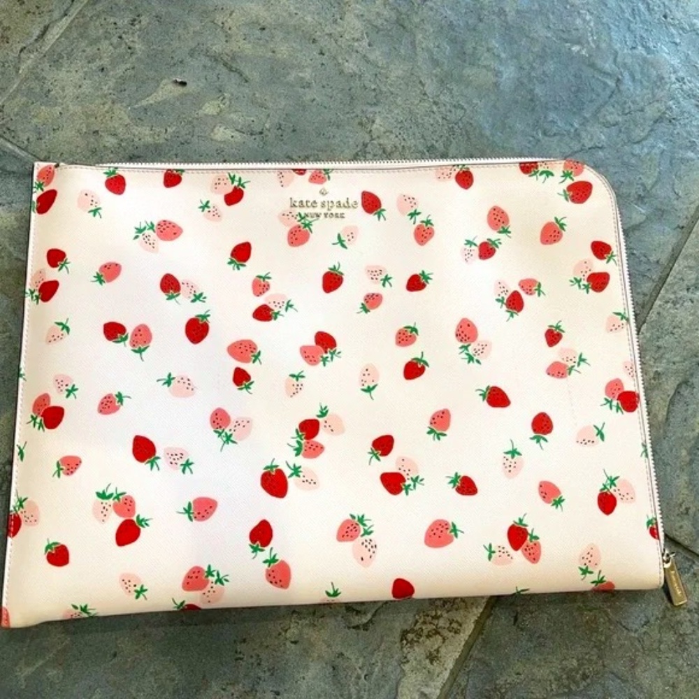 Kate Spade - strawberry print pink laptop case